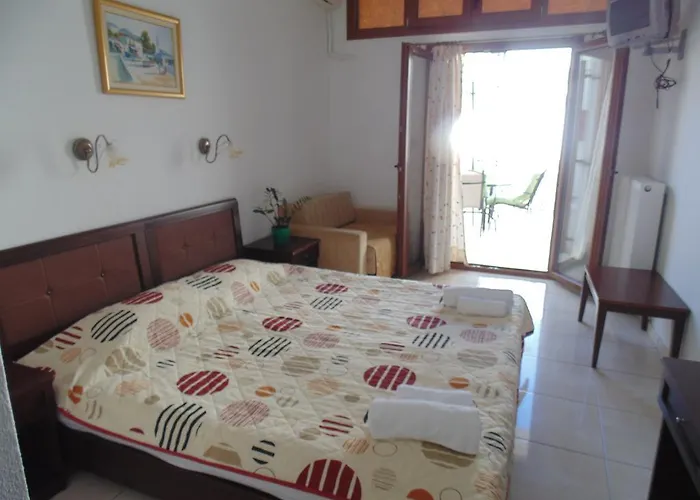 Maria Studios Apartment